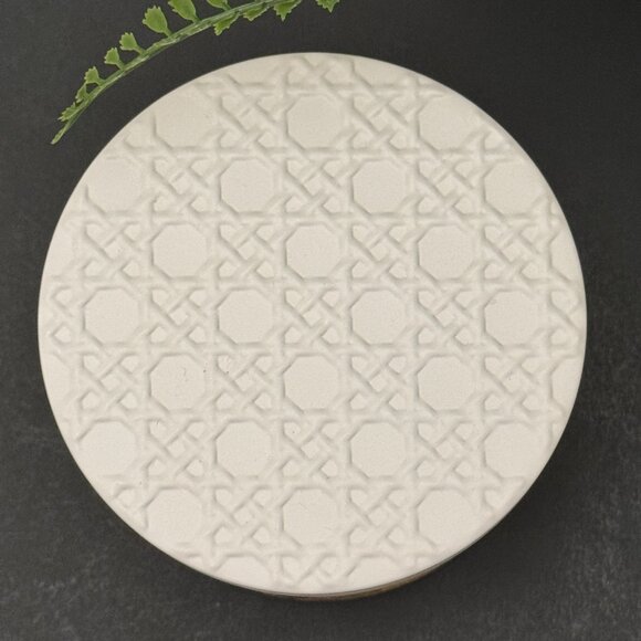 BBW Citrus Grove Bath & Body Works 3 Wick Candle - Picture 8 of 10